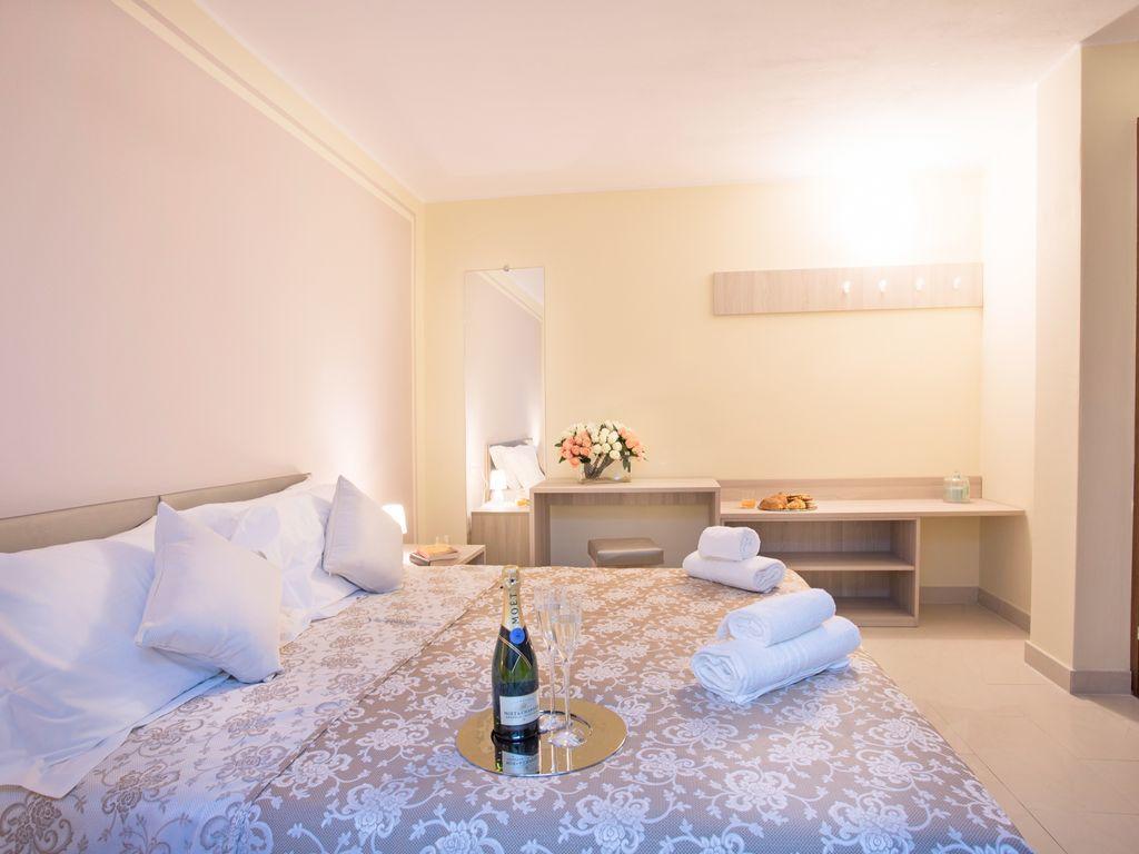 Ossuccio Grande C Home With Pool Sleeps 12 By Italian Apartments Côme Extérieur photo