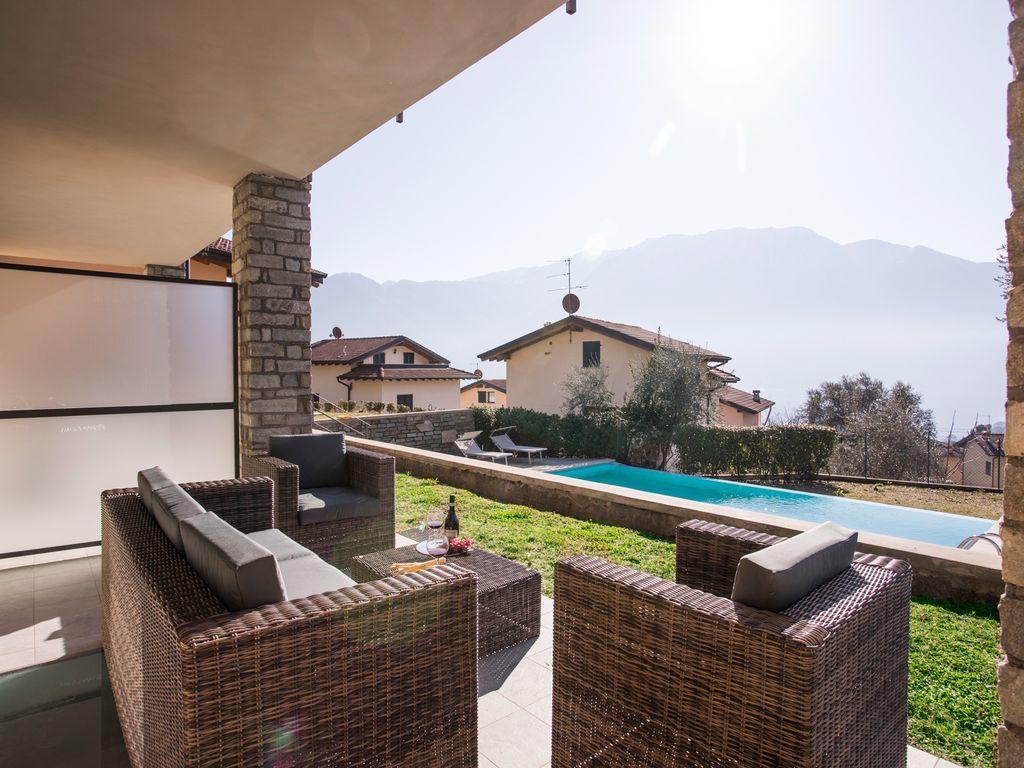 Ossuccio Grande C Home With Pool Sleeps 12 By Italian Apartments Côme Extérieur photo