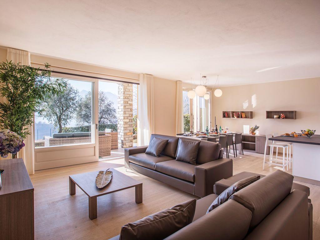 Ossuccio Grande C Home With Pool Sleeps 12 By Italian Apartments Côme Extérieur photo