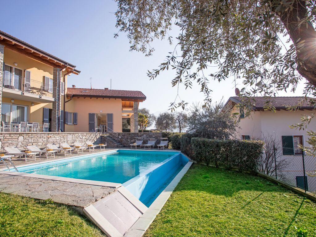 Ossuccio Grande C Home With Pool Sleeps 12 By Italian Apartments Côme Extérieur photo
