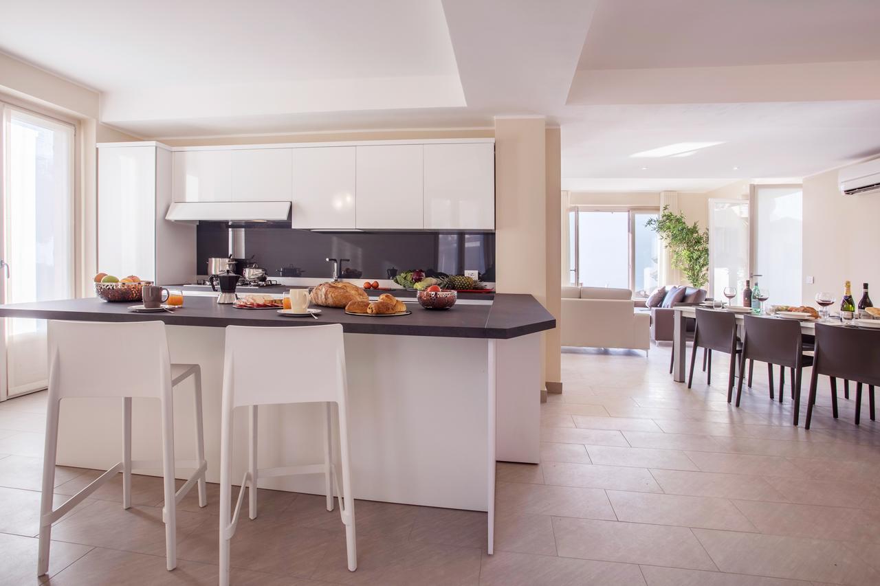 Ossuccio Grande C Home With Pool Sleeps 12 By Italian Apartments Côme Extérieur photo