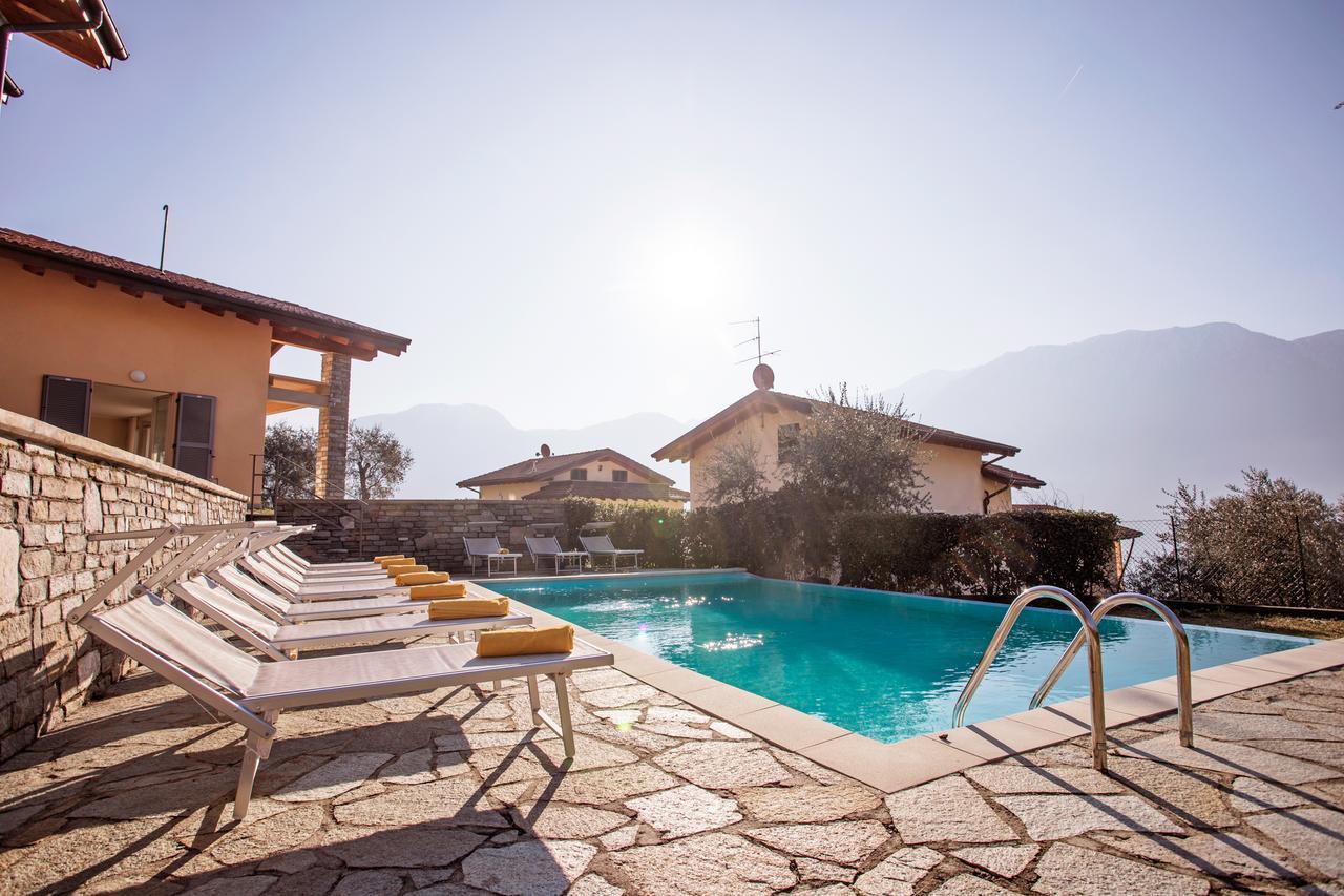 Ossuccio Grande C Home With Pool Sleeps 12 By Italian Apartments Côme Extérieur photo