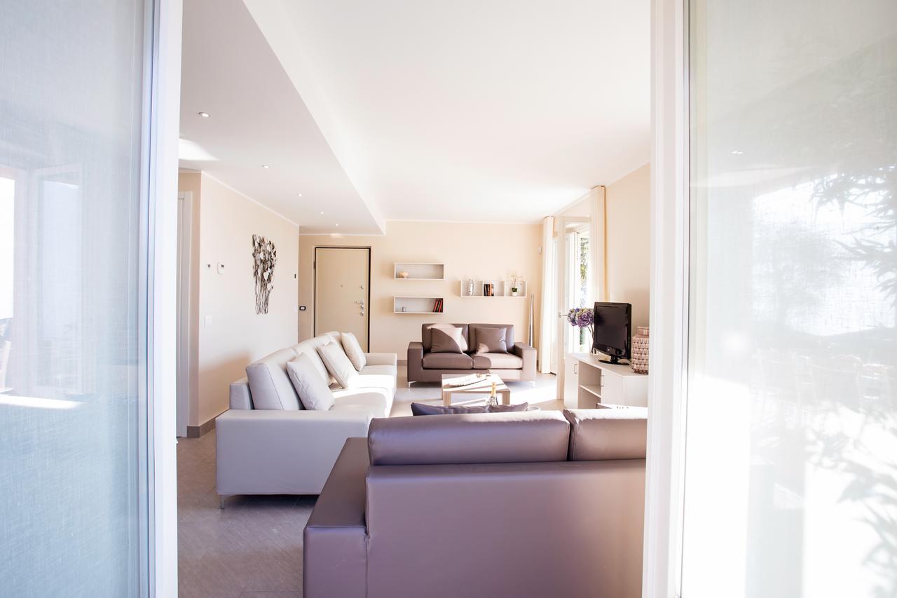 Ossuccio Grande C Home With Pool Sleeps 12 By Italian Apartments Côme Extérieur photo